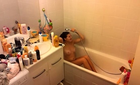 Gorgeous Young Brunette Takes A Quick Shower On Hidden Cam