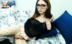 Nerdy Webcam Shemale In Hot Lingerie Sensually Masturbates