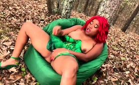 Solo Outdoor Masturbation Session With Stacked Ebony Freak